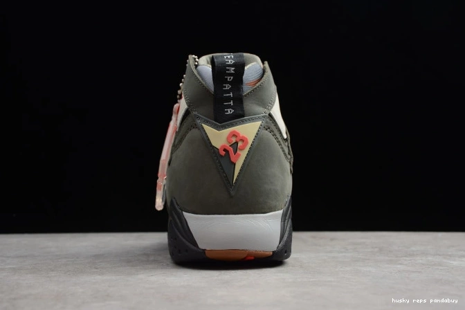Cheap Husky Jordan Air x Patta AT3375-100 Icicle 7 0802